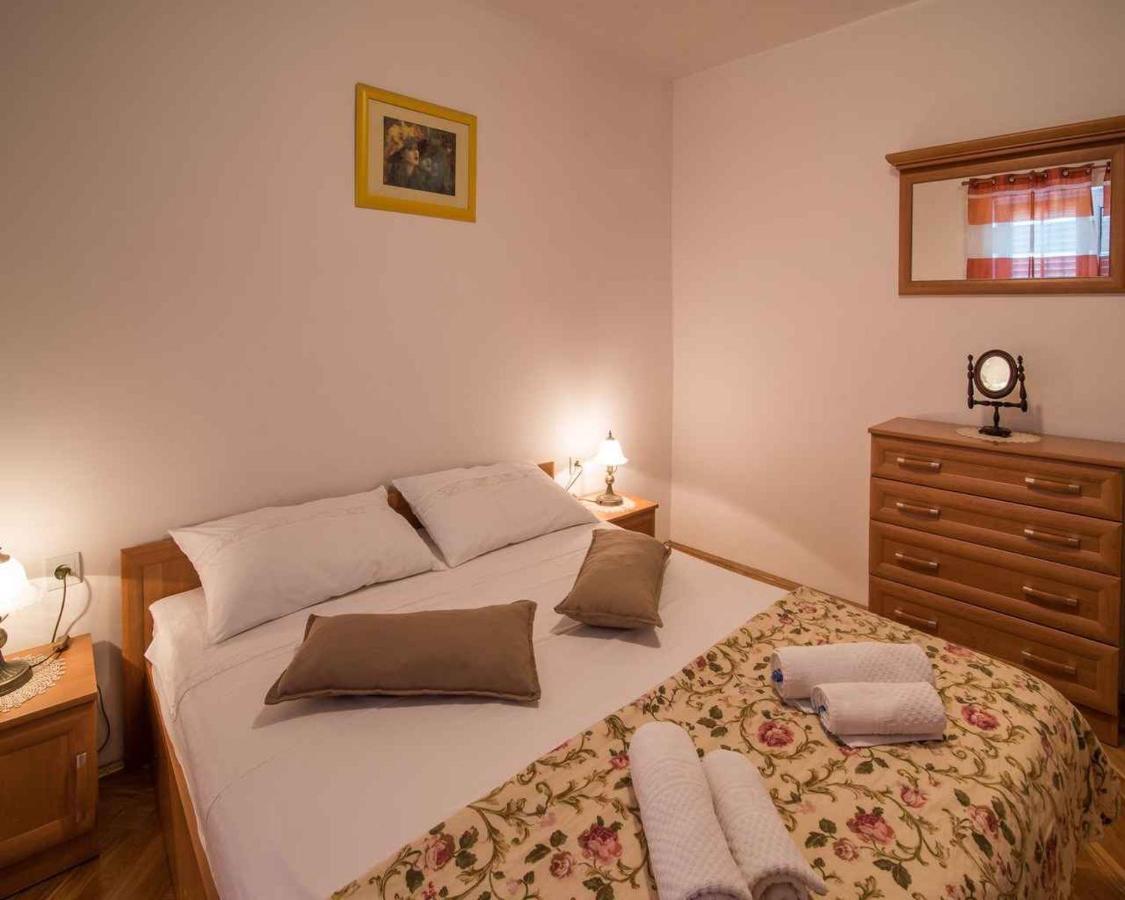 Apartments In Vrbnik/Insel Krk 13597 エクステリア 写真